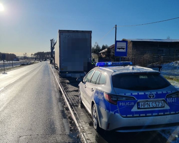 Dwie kolizje jednego dnia na drogach powiatu Policjanci apelują o