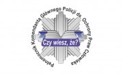 Zdjęcie poglądowe na białym tle odznaka policyjna na której napisane jest czy wiesz, że? Wkoło odznaki napis Pełnomocnik Komendanta Głównego Policji ds. Ochrony Praw Człowieka
