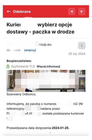 zdjęcie maila którego wysłali oszuści w celu odebrania paczki w której były bezwartościowe rzeczy